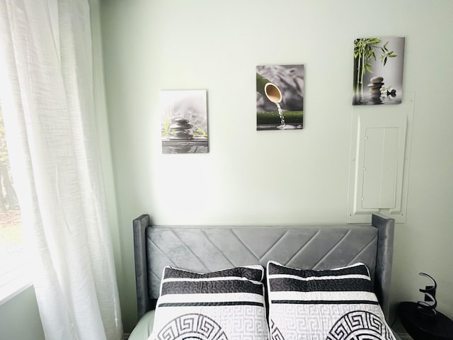 8540 Hillcrest Dr, Tobyhanna, PA 18466 - view of bedroom