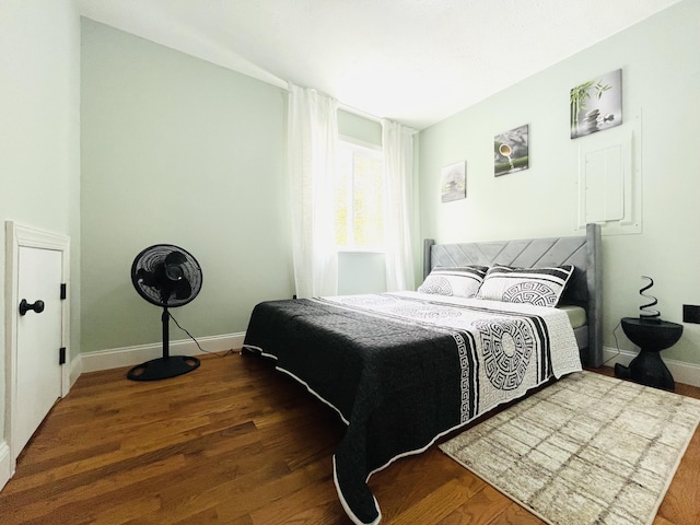 8540 Hillcrest Dr, Tobyhanna, PA 18466 - bedroom featuring baseboards and wood finished floors