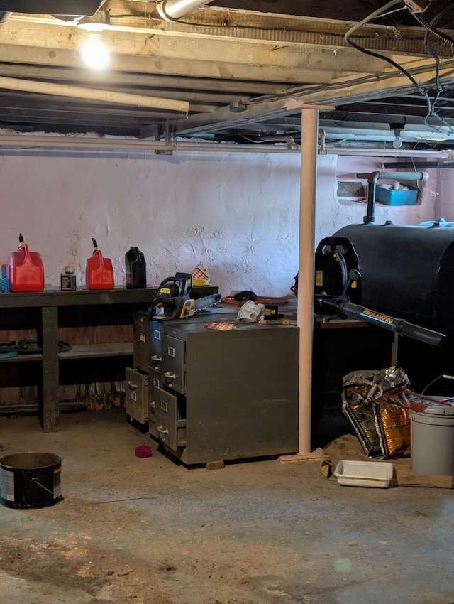 1105 Rte 390, Cresco, PA 18326 - unfinished below grade area with heating fuel