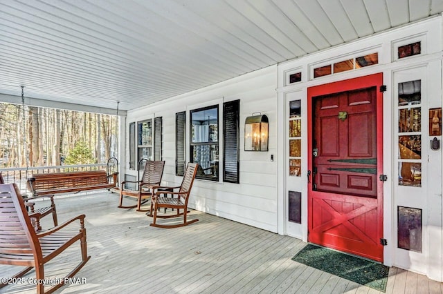 property entrance with a porch