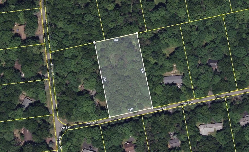 Berry Ln, Jim Thorpe, PA 18229