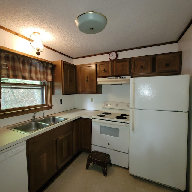 1119 Porter Dr, Bushkill, PA 18324 - kitchen featuring white appliances, under cabinet range hood, light countertops, a textured ceiling, and light tile patterned flooring