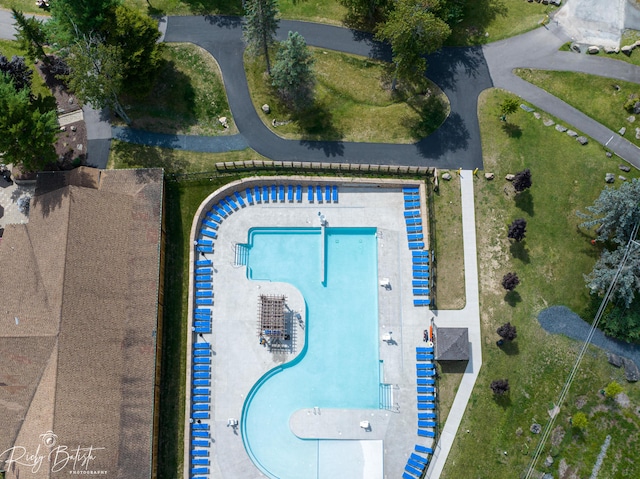 8066 Red Squirrel Dr, Tobyhanna, PA 18466 - drone / aerial view