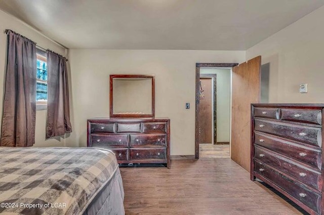 8 Tulip Ln, Thornhurst, PA 18424 - bedroom featuring wood finished floors