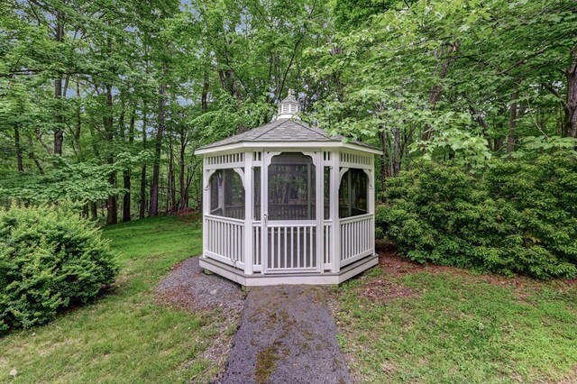 14 Ace Ln, East Stroudsburg, PA 18301 - view of outdoor structure featuring a gazebo