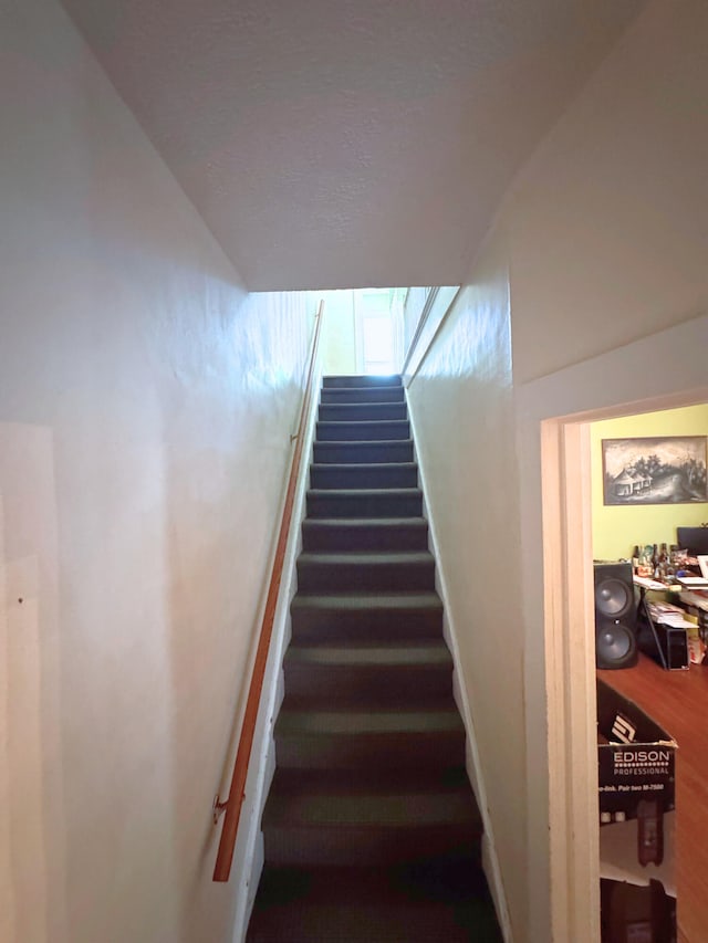 373-375 N Courtland St, East Stroudsburg, PA 18301 - stairs with wood finished floors