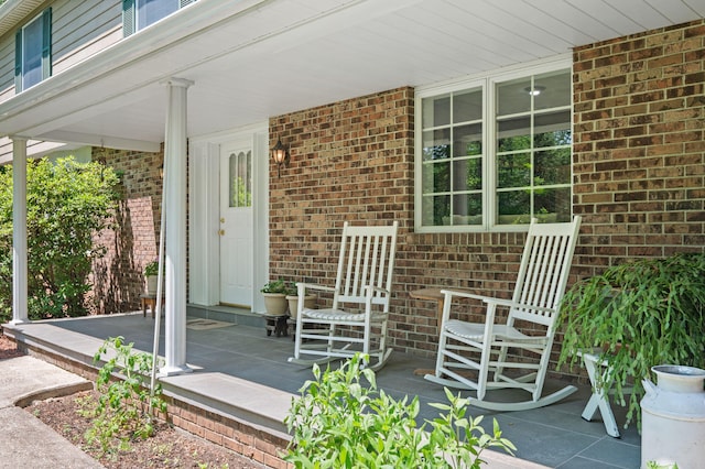 450 Bear Creek Lake Dr, Jim Thorpe, PA 18229 - view of covered porch