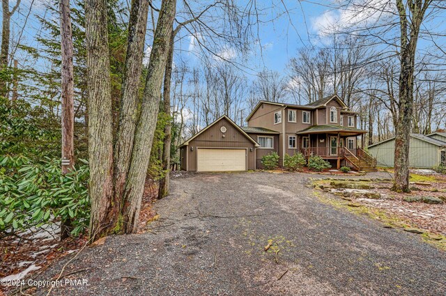 Listing photo 3 for 275 Tanglewood Dr, Pocono Pines PA 18350