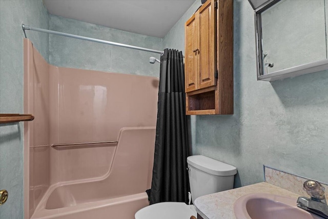 130 Deer Trail Dr, Saylorsburg, PA 18353 - bathroom with shower / bathtub combination with curtain, a textured wall, and vanity