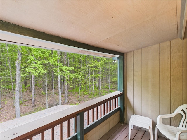 140 Boones Trl, Pocono Pines, PA 18350 - balcony with a wooded view