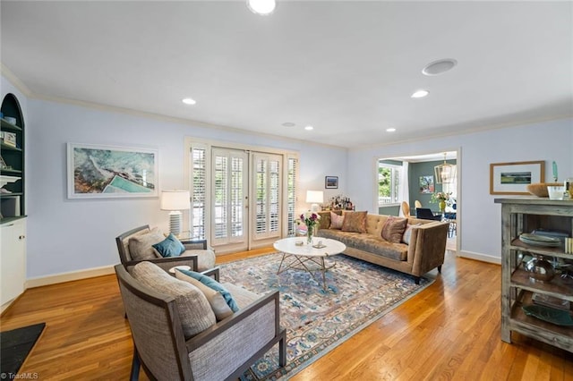 948 Kenleigh Cir, Winston-Salem, NC 27106 - living room featuring crown molding, recessed lighting, and wood finished floors