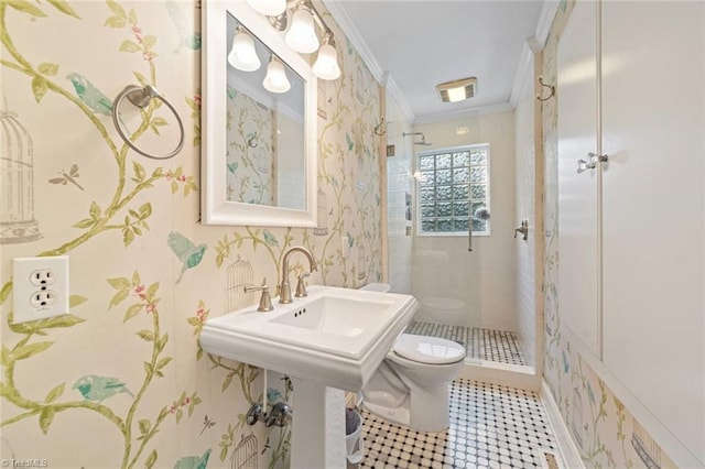 948 Kenleigh Cir, Winston-Salem, NC 27106 - bathroom featuring wallpapered walls, ornamental molding, tiled shower, and tile patterned floors