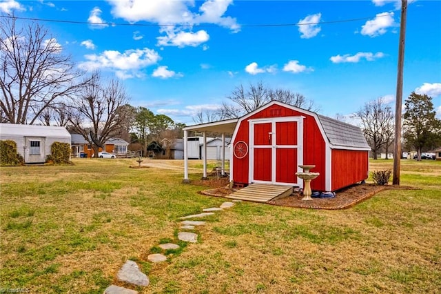 view of outdoor structure with a yard