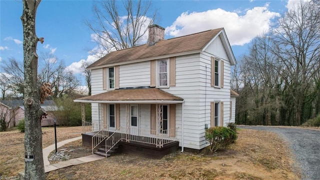 view of front of property featuring a porch