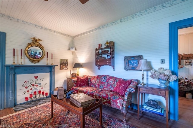 3775 Friendship Ledford Rd, Winston-Salem, NC 27107 - living area with wood finished floors