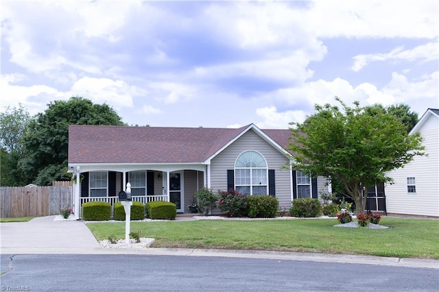 ranch-style house featuring a porch