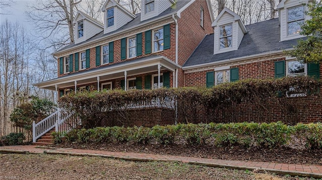 view of front of house with covered porch