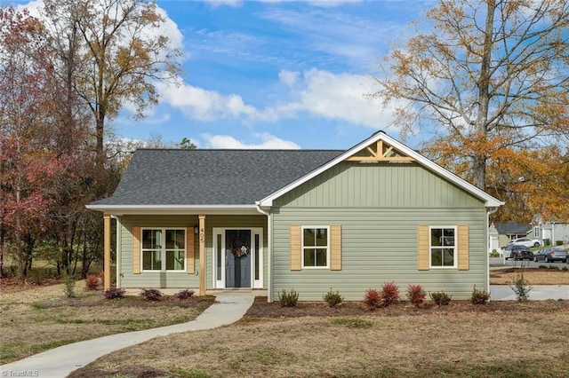 view of front of house featuring a porch