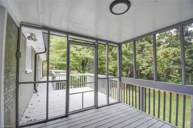 3422 Greenhill Dr, High Point, NC 27265 - unfurnished sunroom featuring a healthy amount of sunlight