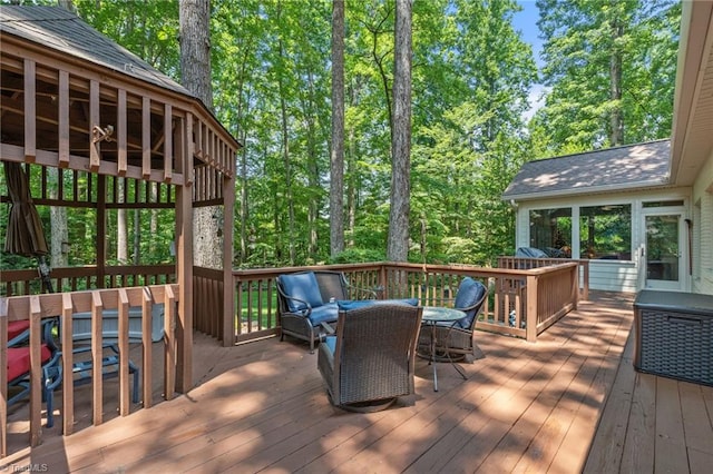 3805 Tangle Oak Dr, Clemmons, NC 27012 - wooden deck with outdoor dining space