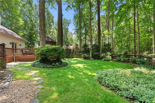 3805 Tangle Oak Dr, Clemmons, NC 27012 - fenced yard with a deck