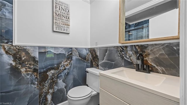1926 Downing Dr, Burlington, NC 27215 - bathroom with tile walls and vanity