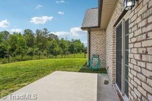 2834 Fallin Ct, High Point, NC 27262 - view of patio