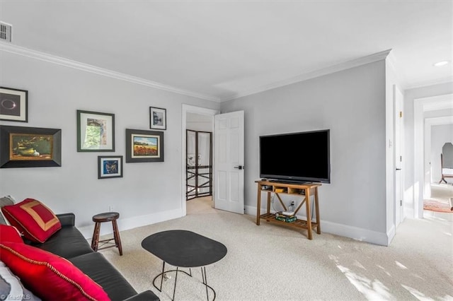 carpeted living area with baseboards, ornamental molding, and visible vents