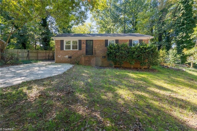 view of outdoor structure featuring a yard