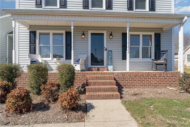 view of front of property with covered porch