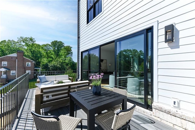 exterior space featuring an outdoor hangout area