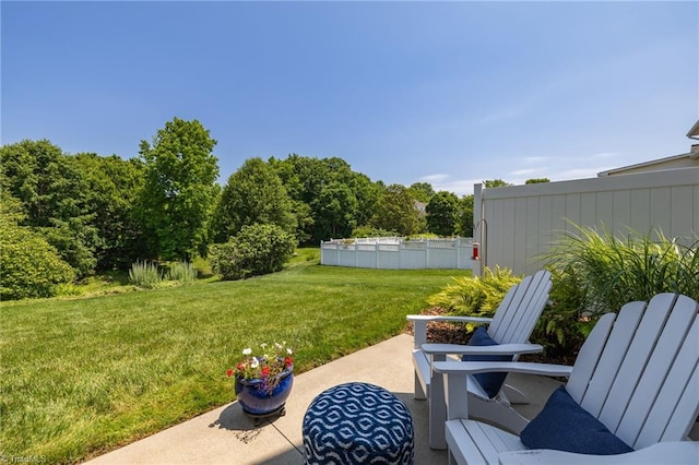 153 Montauk Ct, Clemmons, NC 27012 - view of yard with a patio