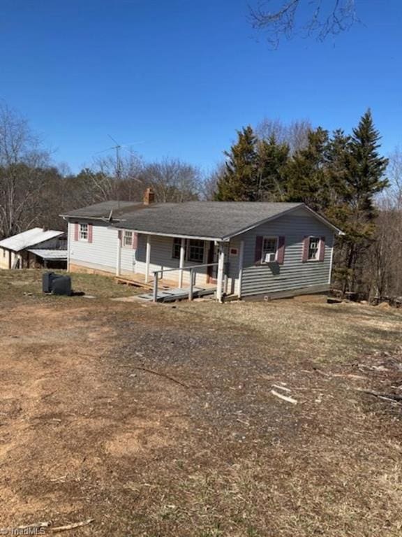 view of front of home