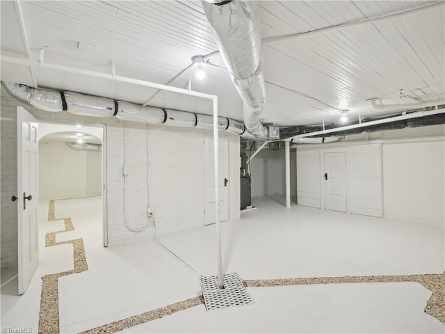 511 Circle Dr, Burlington, NC 27215 - finished below grade area featuring arched walkways