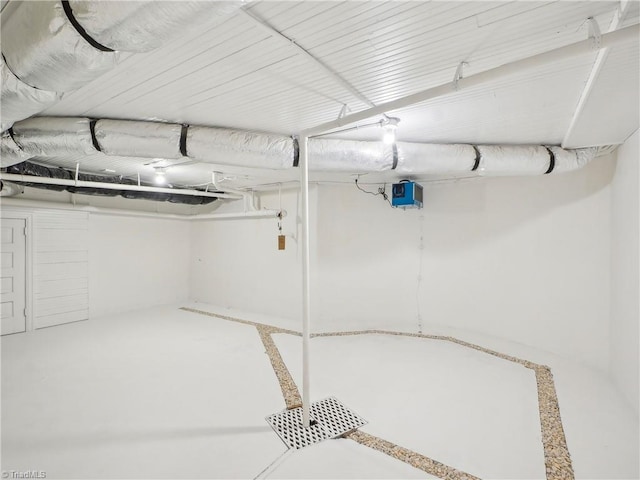 511 Circle Dr, Burlington, NC 27215 - view of below grade area