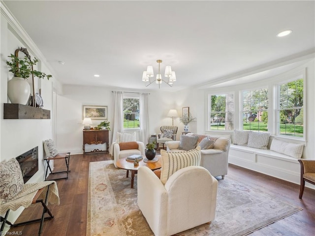 511 Circle Dr, Burlington, NC 27215 - living area featuring a chandelier, baseboards, dark wood-style floors, and recessed lighting