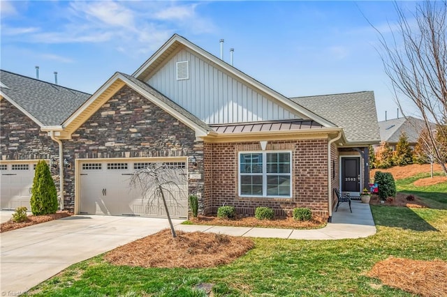 craftsman house with board and batten siding, a front lawn, a garage, driveway, and a standing seam roof