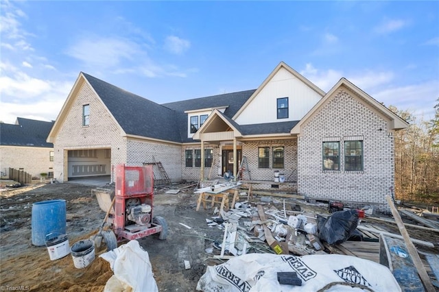 view of front of house featuring a garage