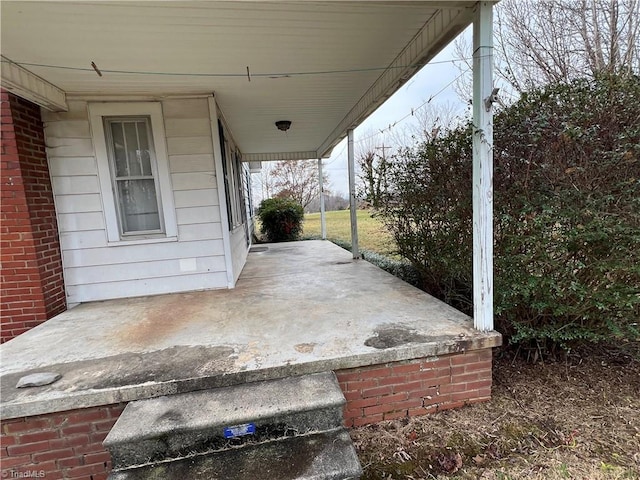 view of patio / terrace featuring covered porch