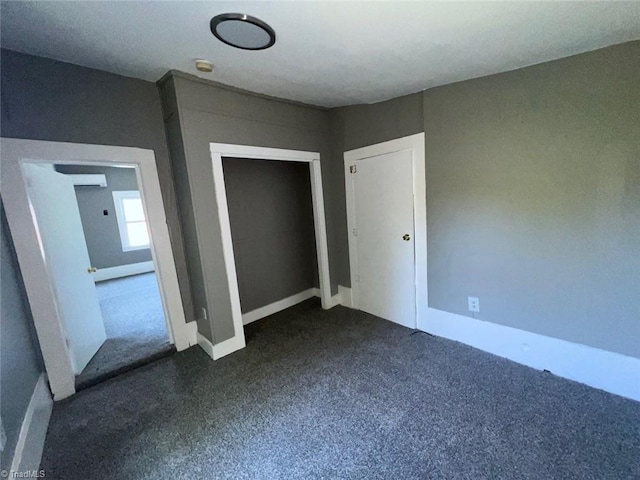 unfurnished bedroom featuring a closet