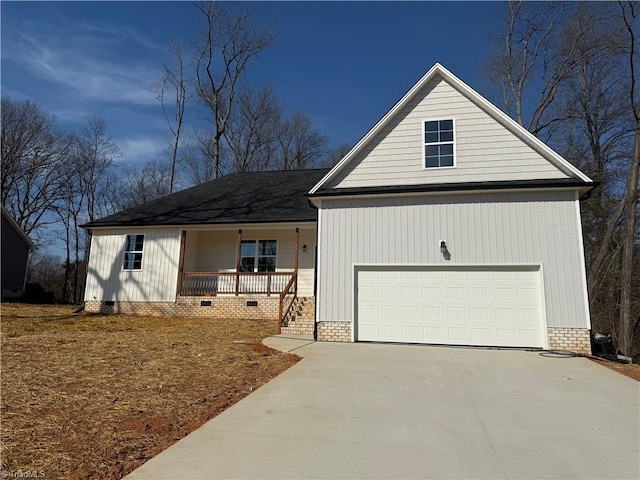 view of front of home with crawl space, a porch, and driveway