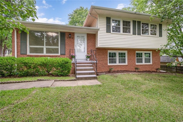2102 Castlerock Rd, Greensboro, NC 27406 - split level home with brick siding