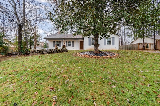 view of front of house with a front yard