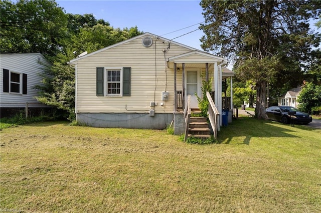 3410 Lambeth St, Winston-Salem, NC 27107 - view of front of house with a front lawn