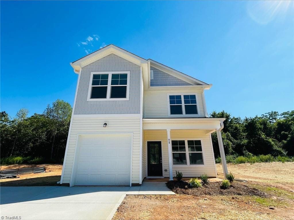 view of front of house featuring a garage