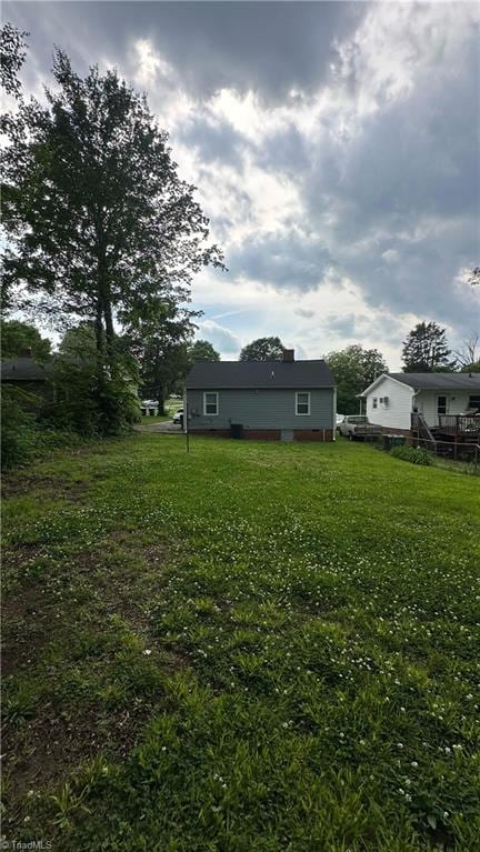 1004 Tabor St, High Point, NC 27262 - view of grassy yard
