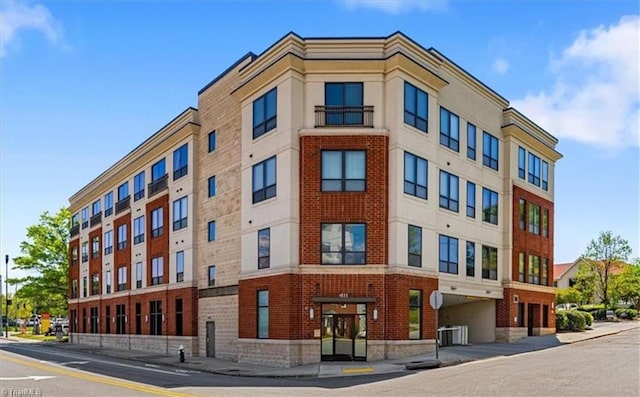 411 Washington St Unit 204, Greensboro, NC 27401 - view of building exterior