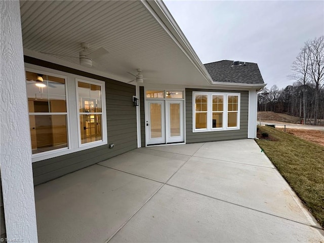 view of patio featuring a ceiling fan