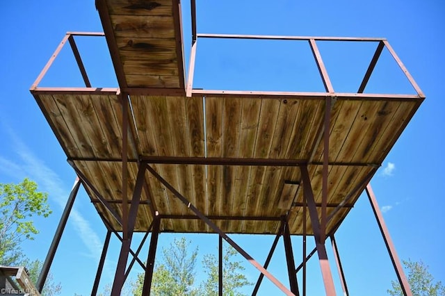 view of exterior details