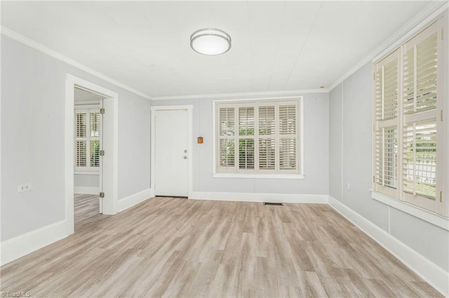 1414 E 3rd St, Winston-Salem, NC 27101 - entrance foyer with ornamental molding and wood finished floors